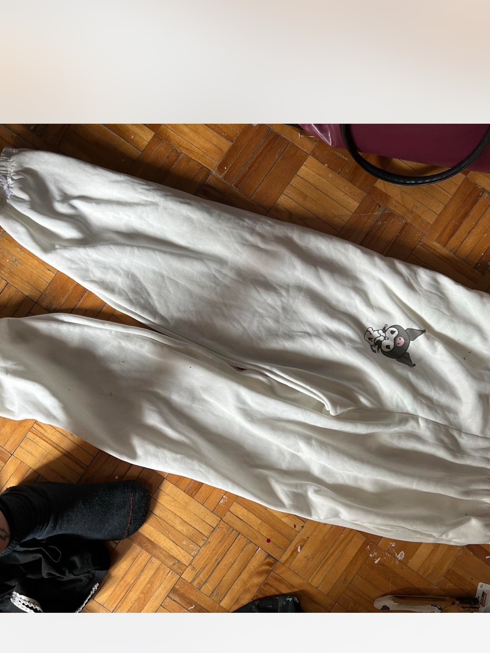 White Women's Casual Jogger Pants with Kuromi Graphic